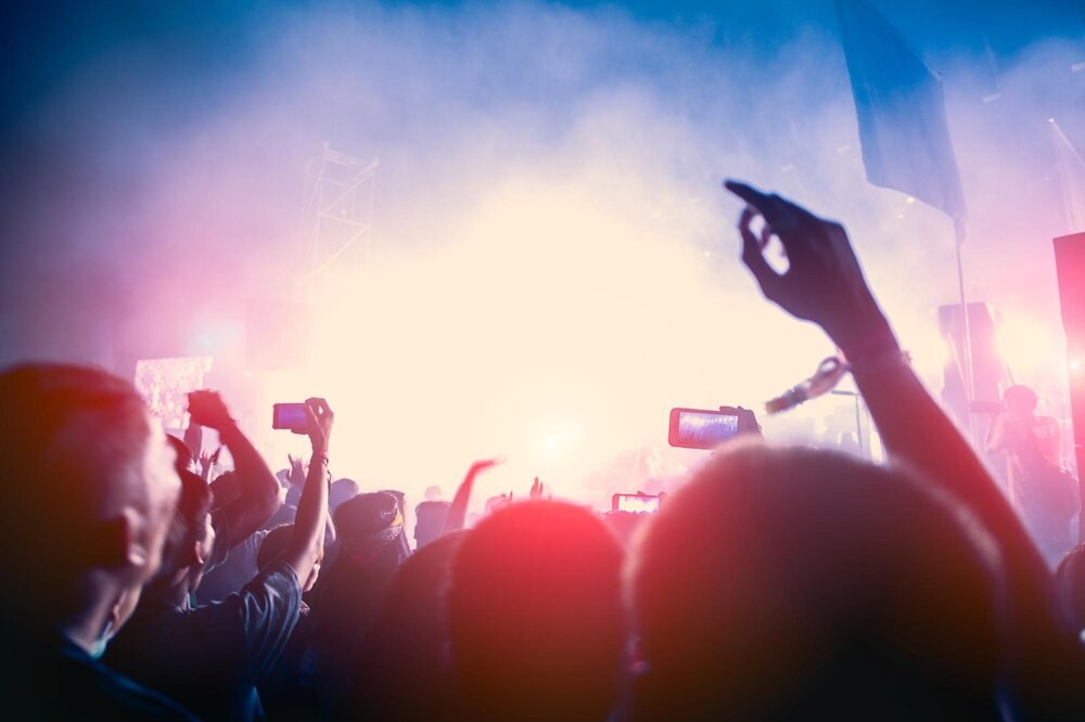 Płońskie Mikołajki: Świąteczna magia 6 grudnia na Placu 15 Sierpnia!